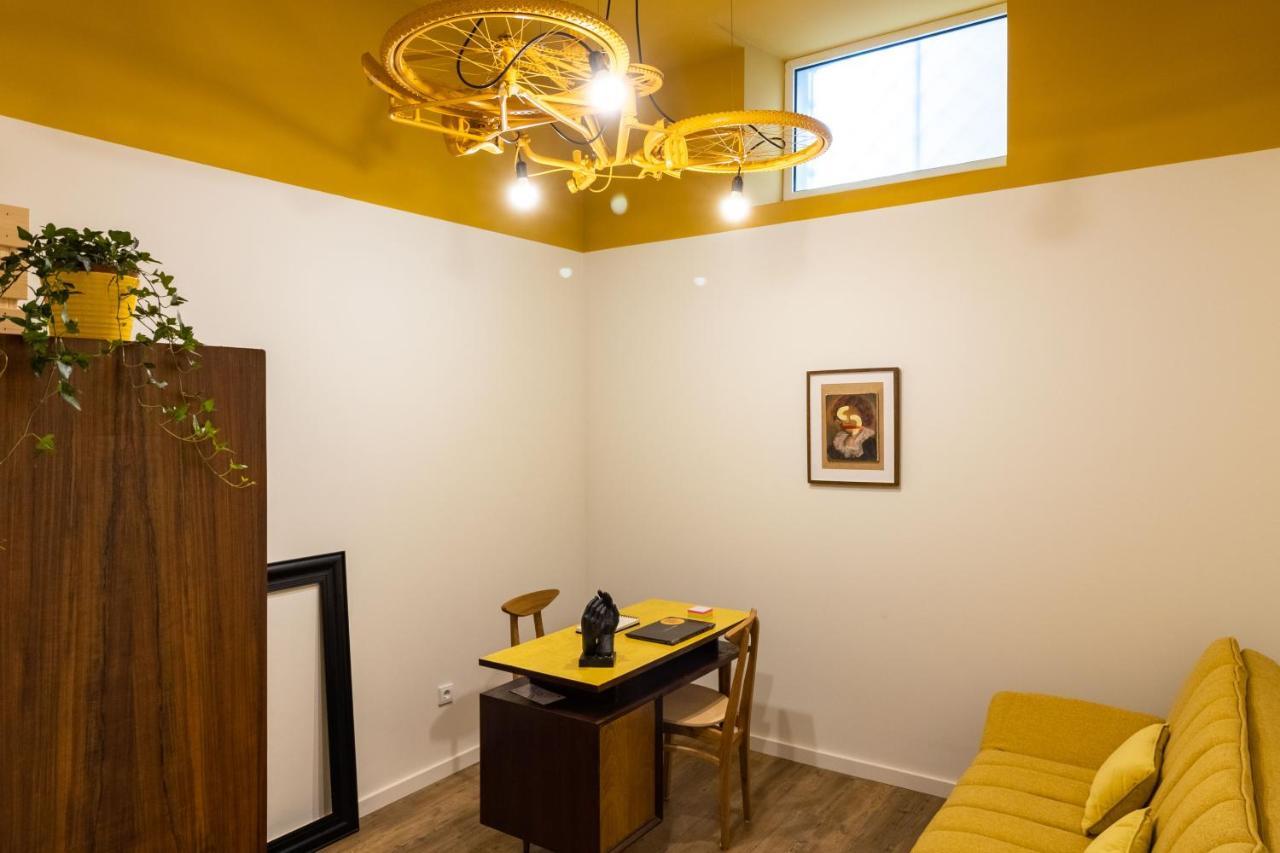 Aduquesa - Bed and breakfast Oporto